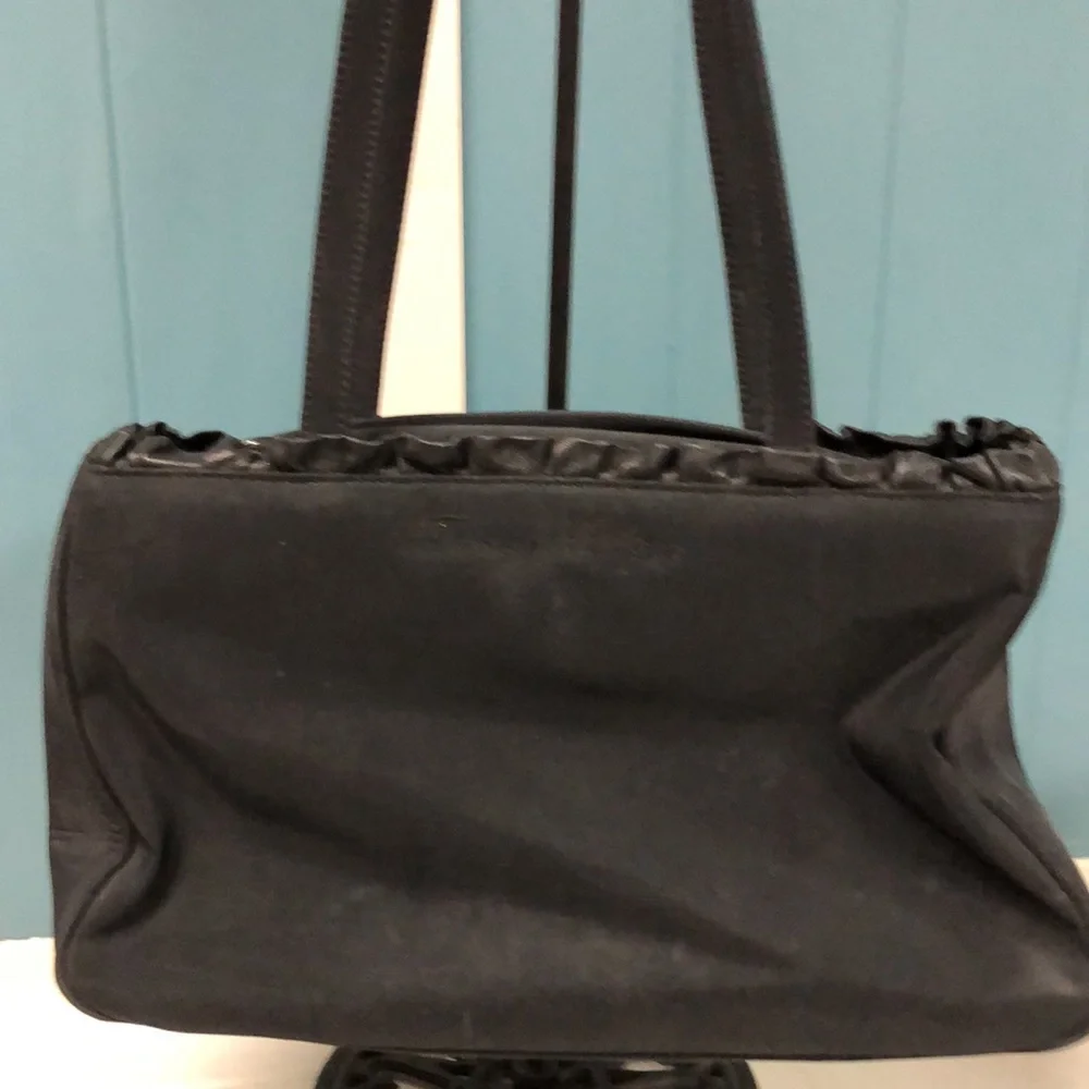 Lot‎ of 2 Vtg Tommy Hilfiger tan & black suede trim vinyl purses 12” x 7.5”